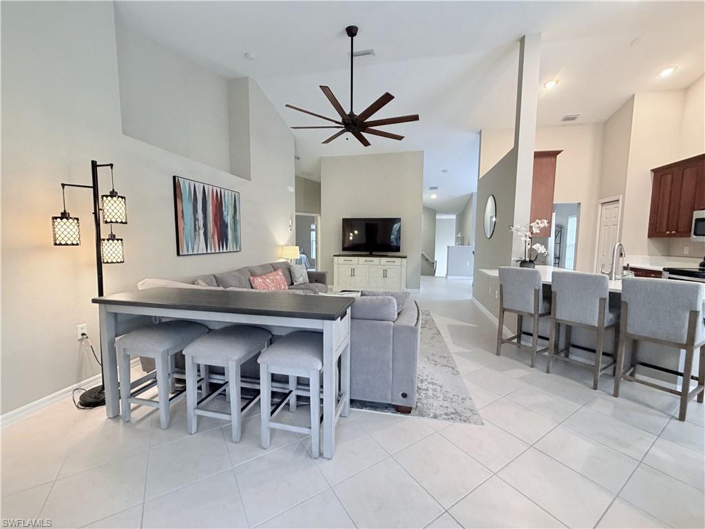 6345 Lexington Court 201 photo 10