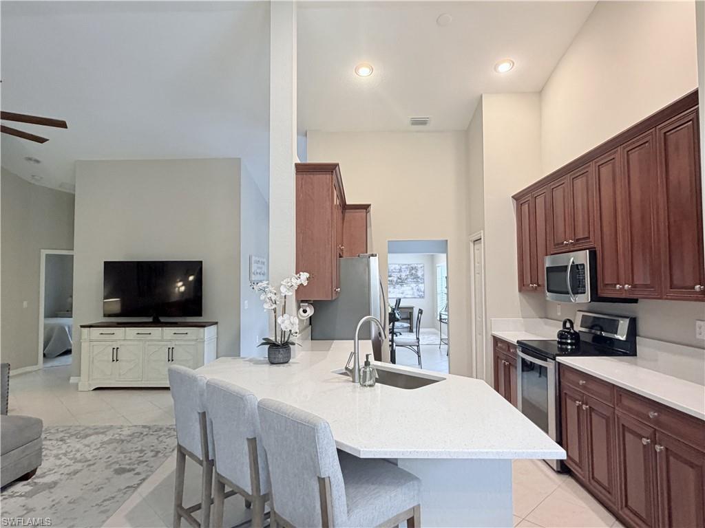6345 Lexington Court 201 photo 8