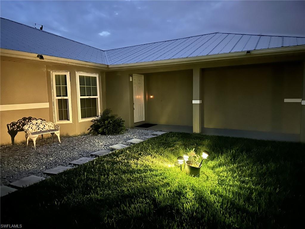 2306 entry with solar lighting