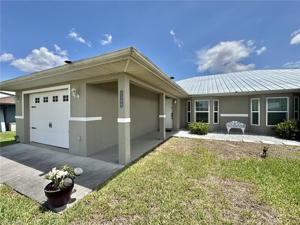 2308 garage and entryway