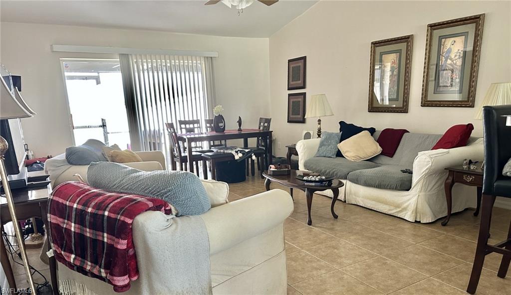 23080Greatroom / living room-dining