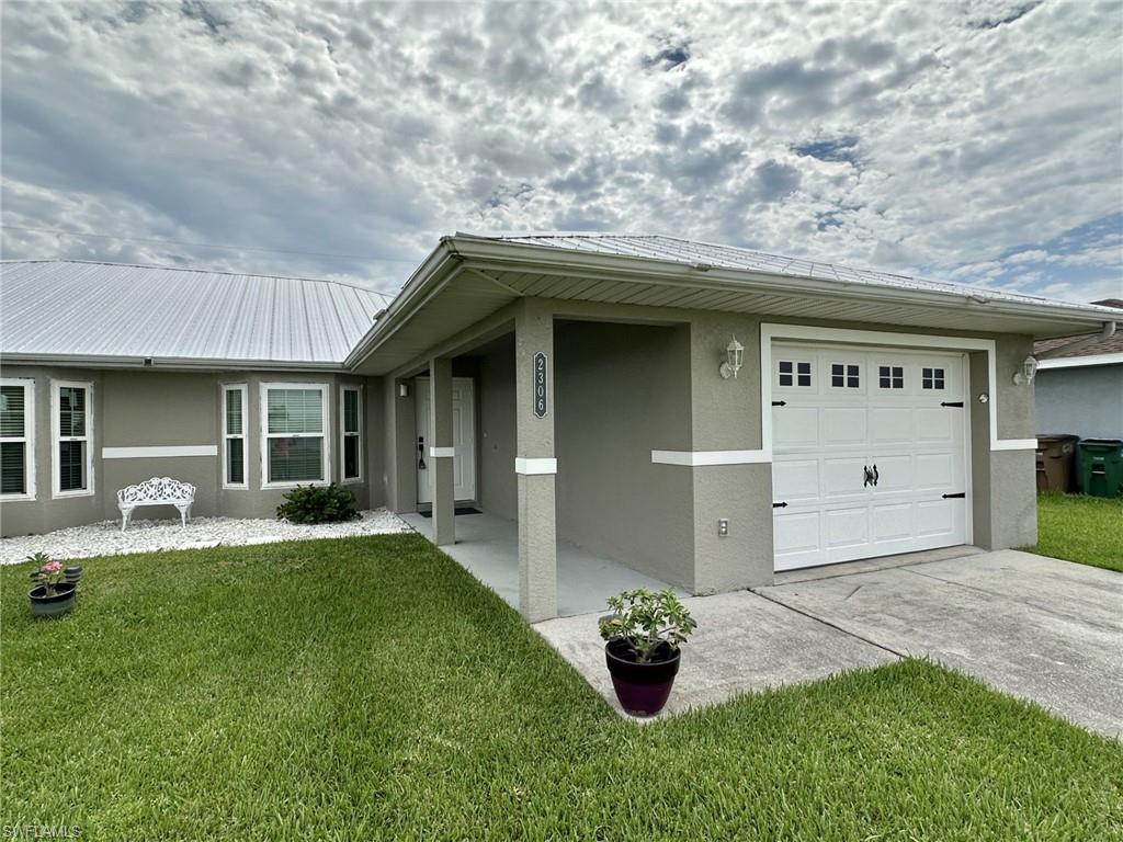 2306 garage and entryway