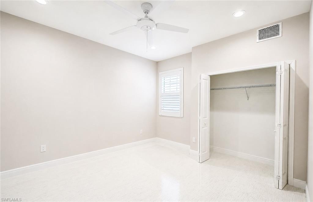 2620 Seychelles CIR 1302 photo 24