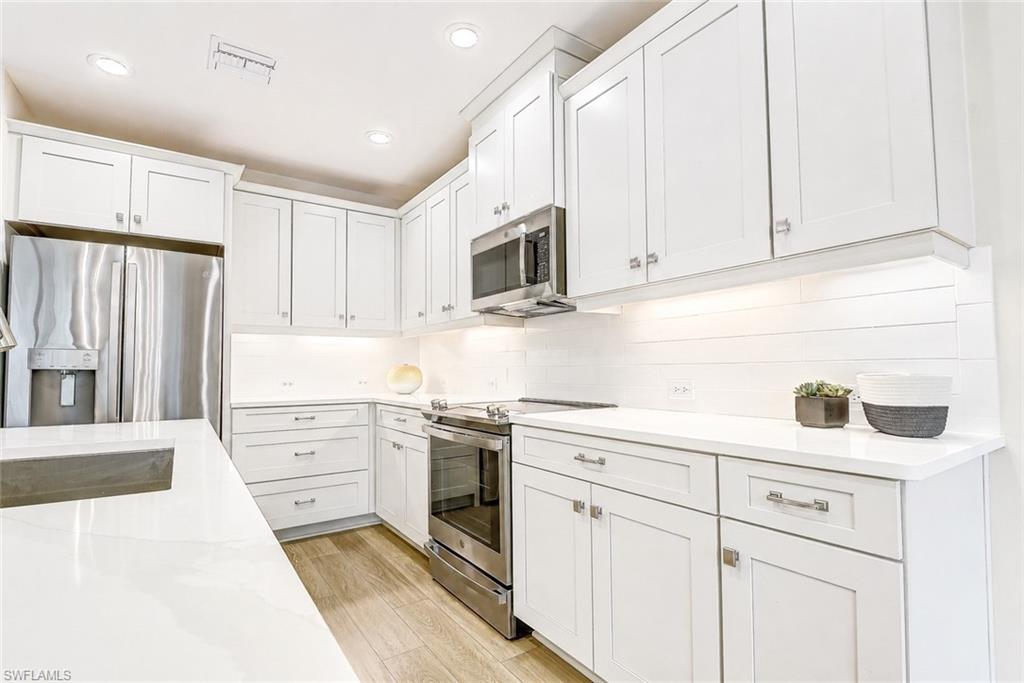 2620 Seychelles CIR 1302 photo 8