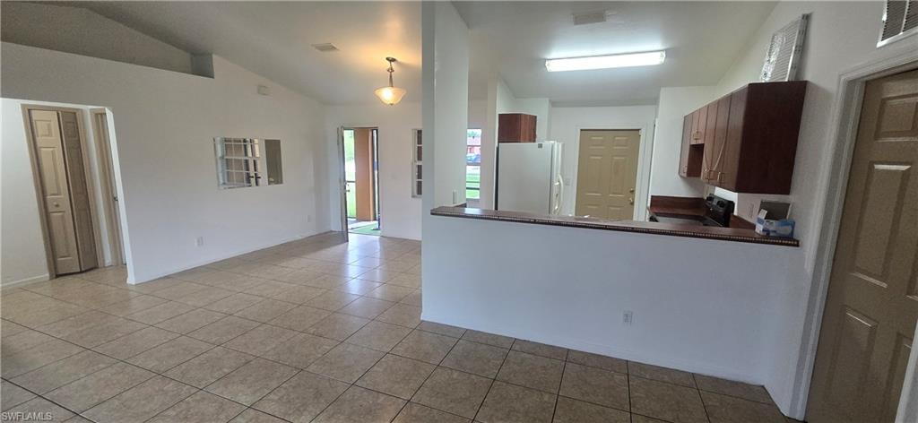 573 Bell BLVD S photo 7