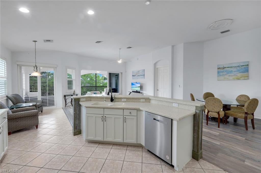 1277 RIALTO WAY 201 photo 11