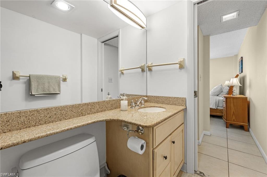 5 Bluebill AVE 403 photo 20
