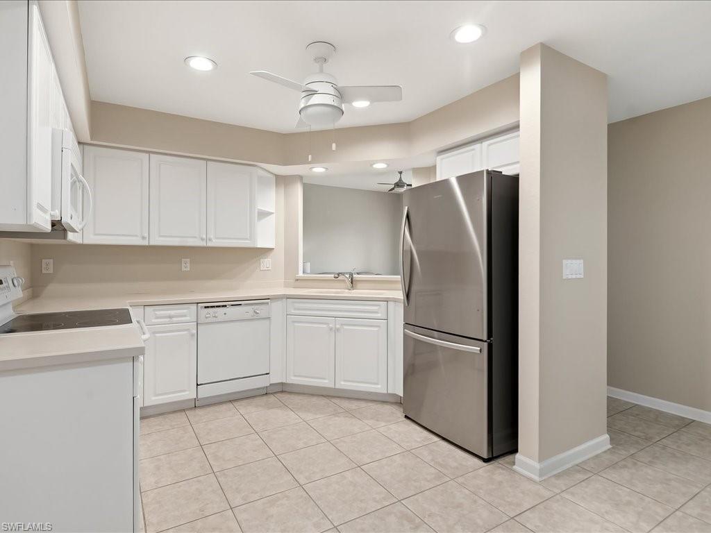 25064 Peacock LN 101 photo 10