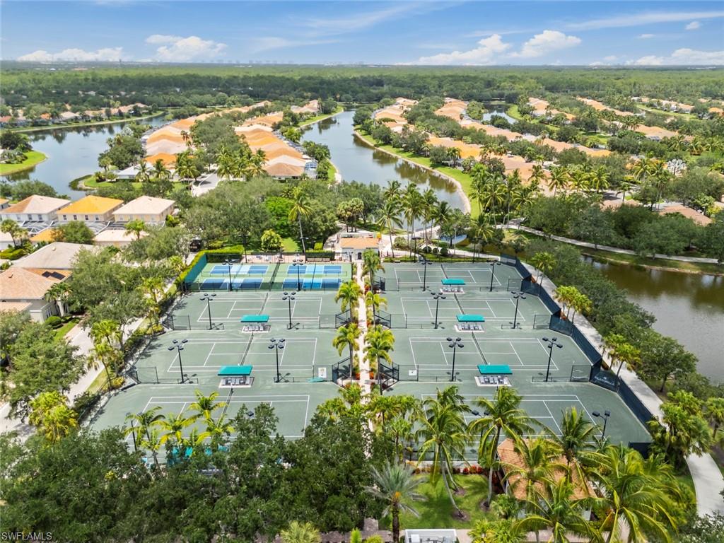 6112 Towncenter CIR photo 45
