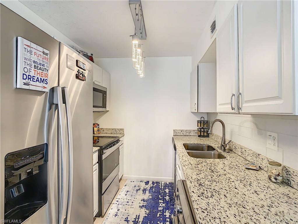 4625 Bayshore DR D8 photo 7