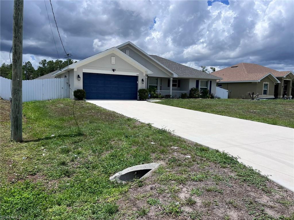 1949 Veronica AVE