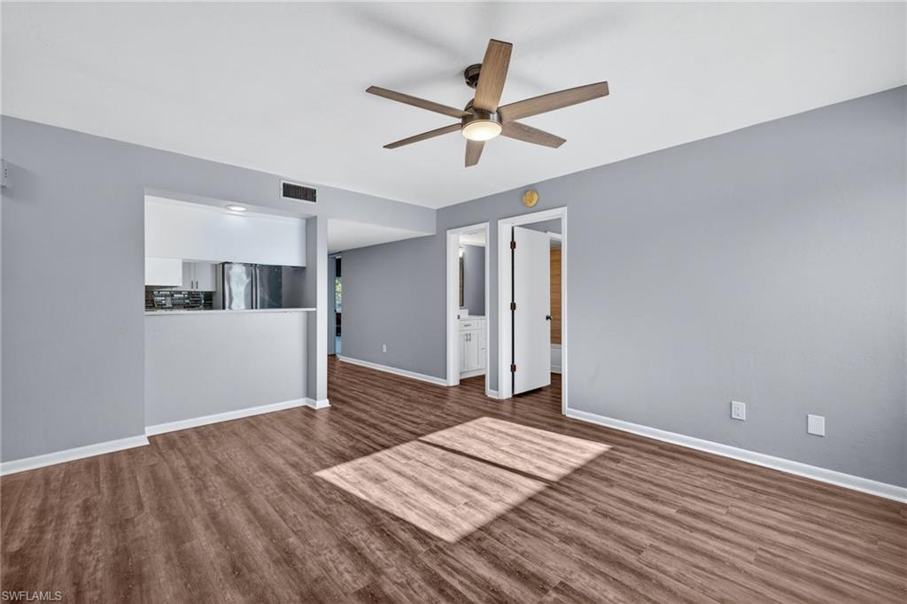 4904 Vincennes ST 102 photo 16