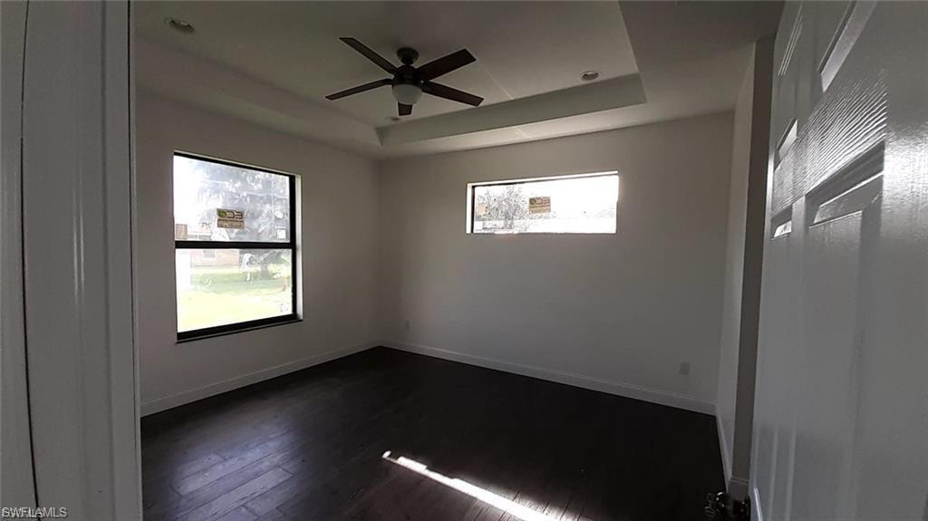 1201 NE 18th PL photo 11