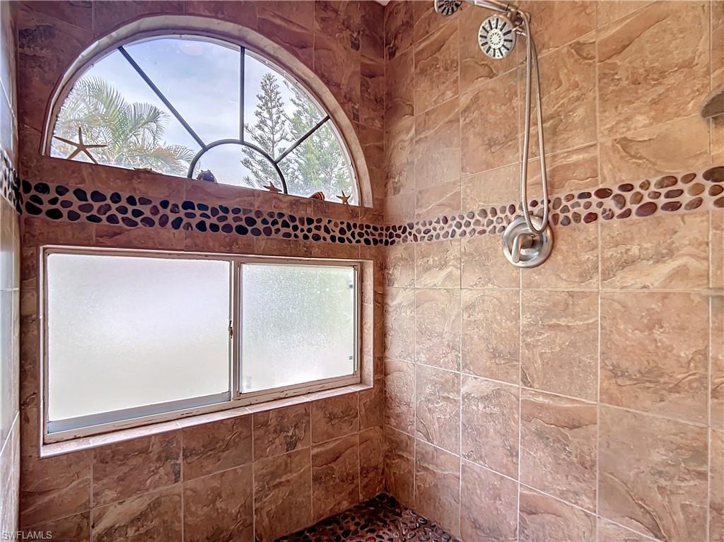 2860 CITRUS LAKE DR R-202 photo 40