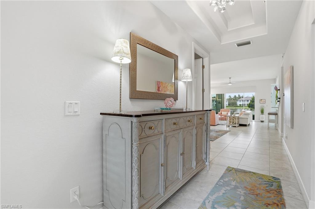 8066 Signature Club CIR 102 photo 6