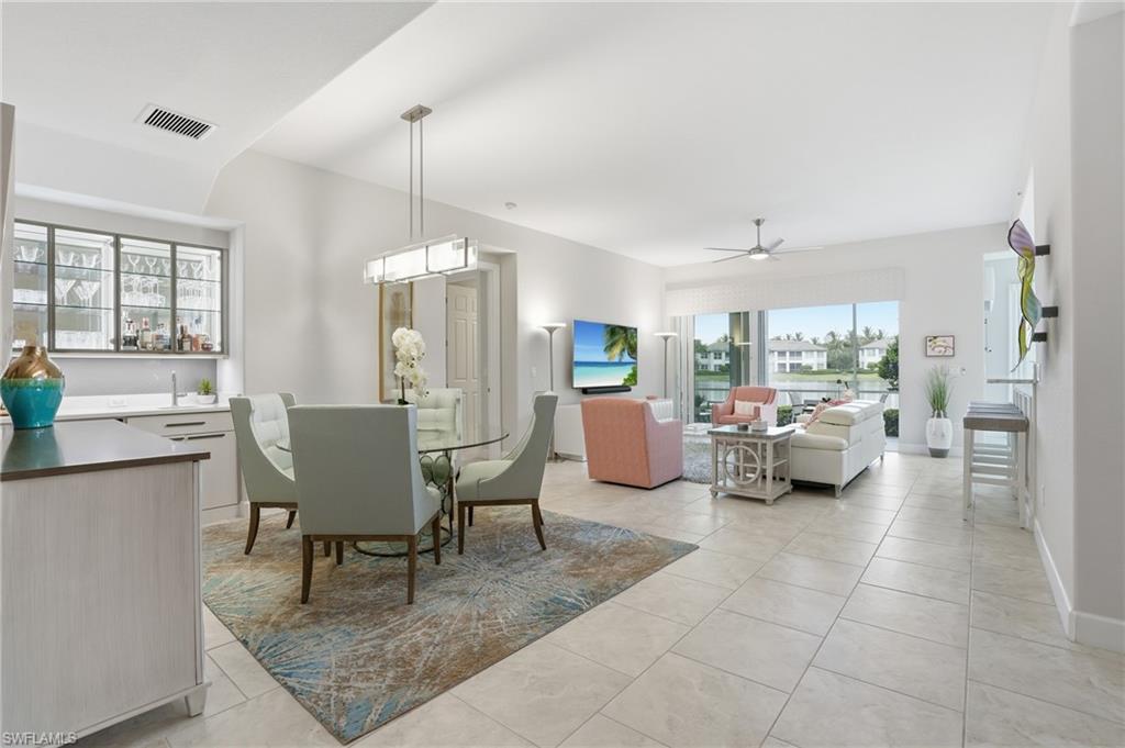 8066 Signature Club CIR 102