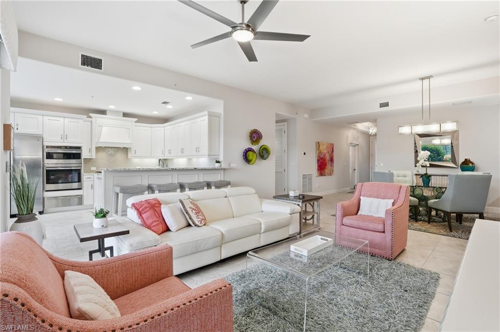 8066 Signature Club CIR 102 photo 8