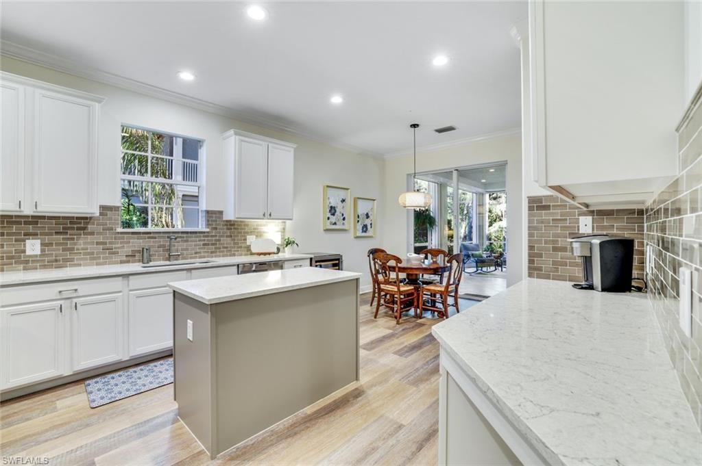 4956 Shaker Heights CT 101
