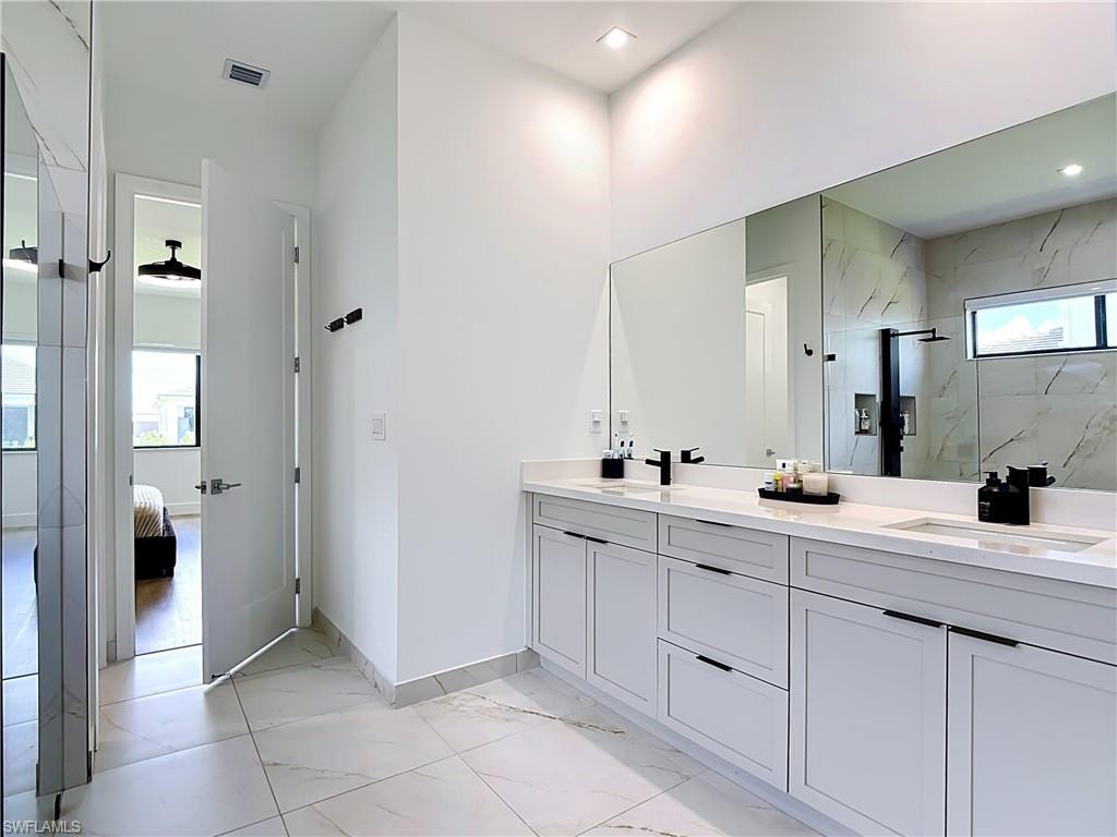 5228 Lamone LN photo 13