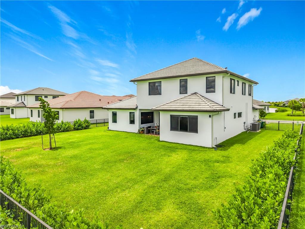 5228 Lamone LN photo 34