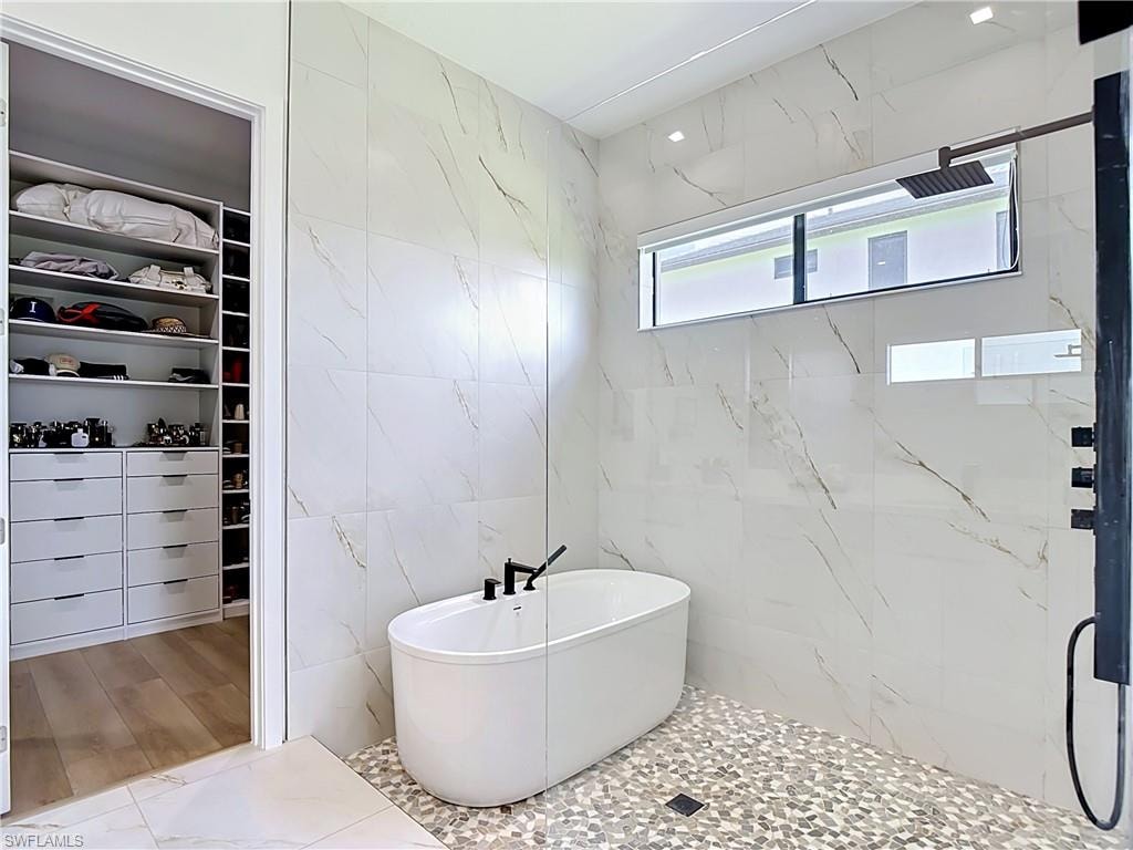 5228 Lamone LN photo 14