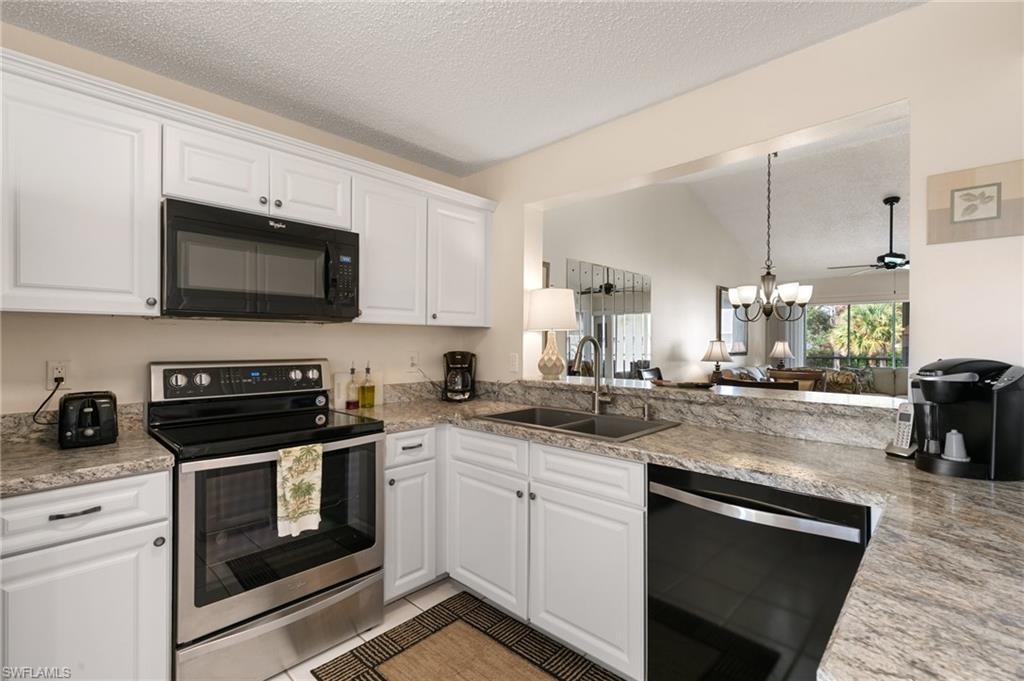 685 Squire CIR 204 photo 10