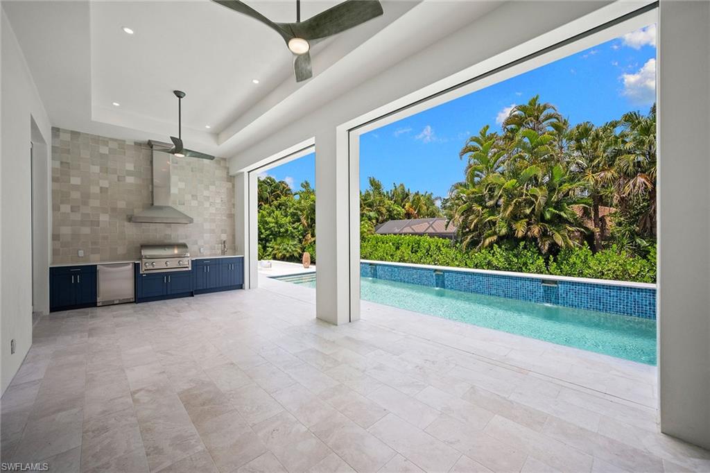 623 Park Shore DR photo 25