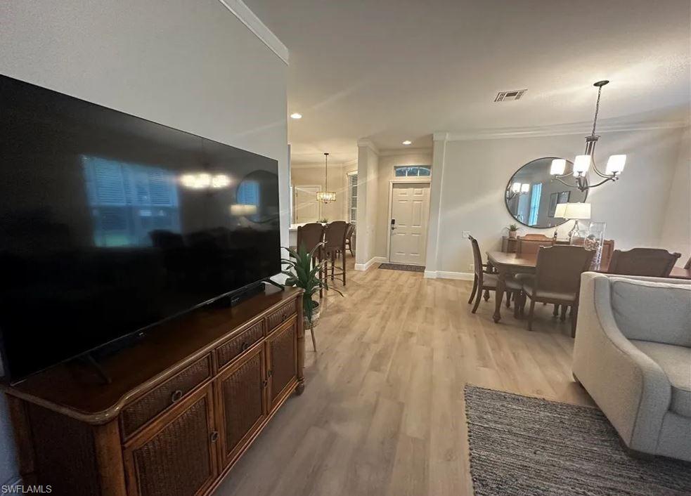 8837 E Bay CIR