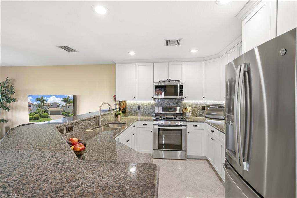 19619 Tesoro WAY photo 12