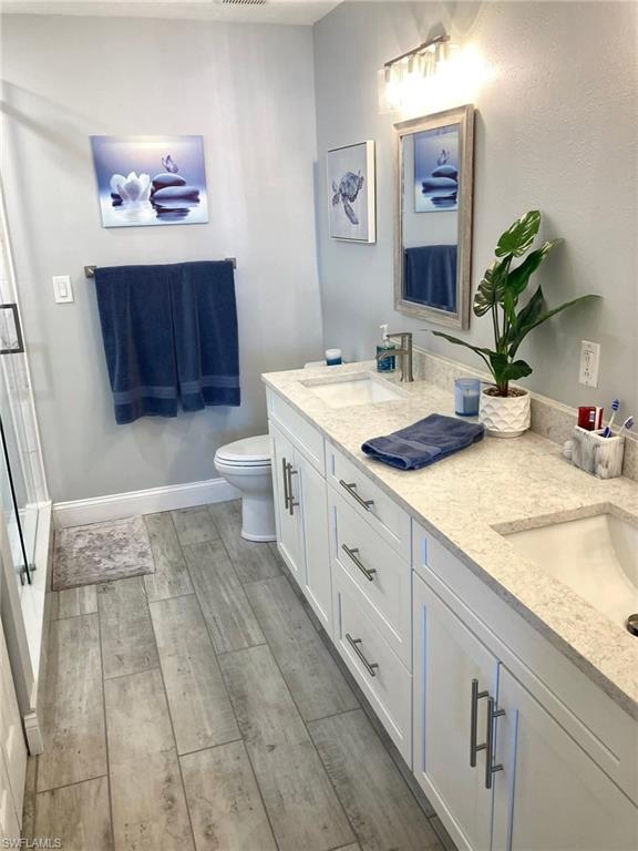 6750 Huntington Lakes CIR 103 photo 8