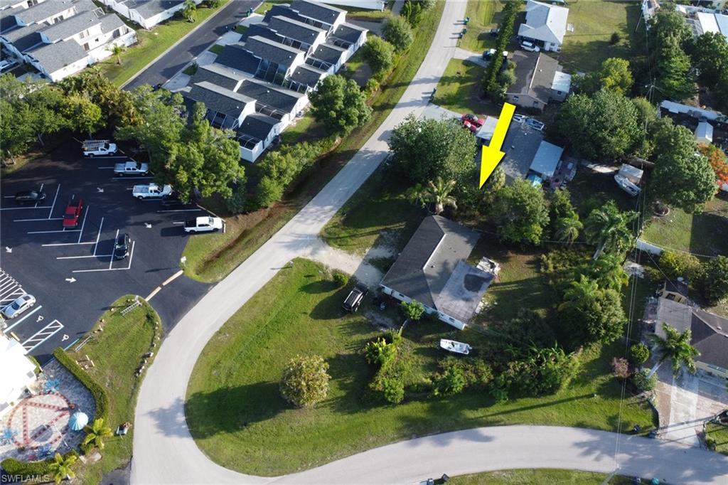 6701 Fiesta LN photo 11