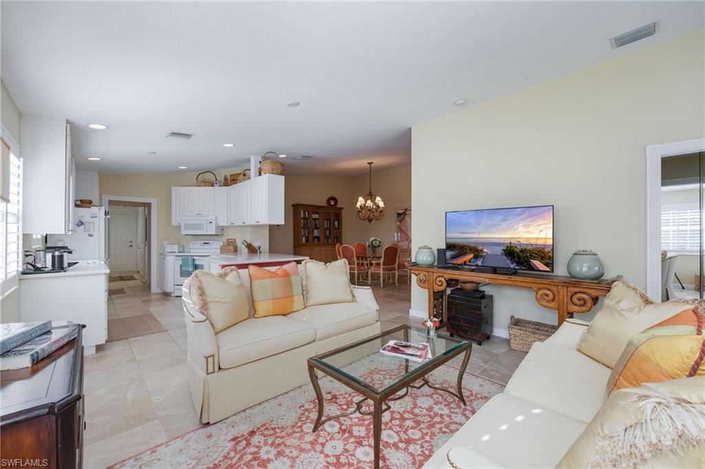 8149 Xenia LN