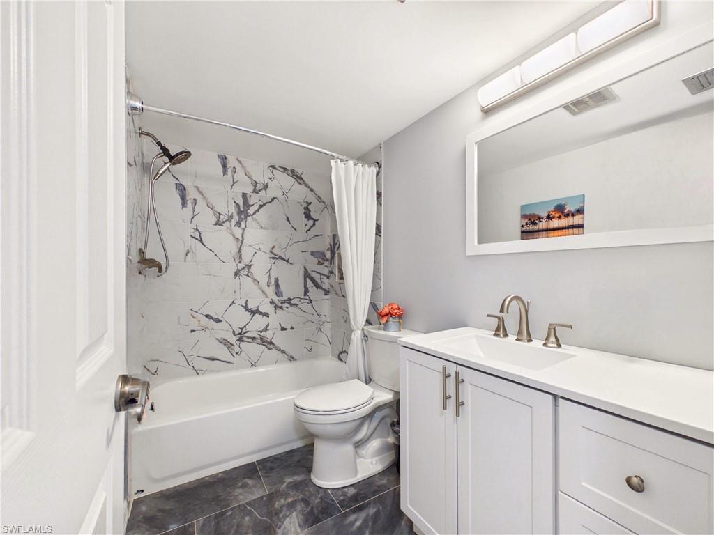 300 Valley Stream DR 3D photo 15