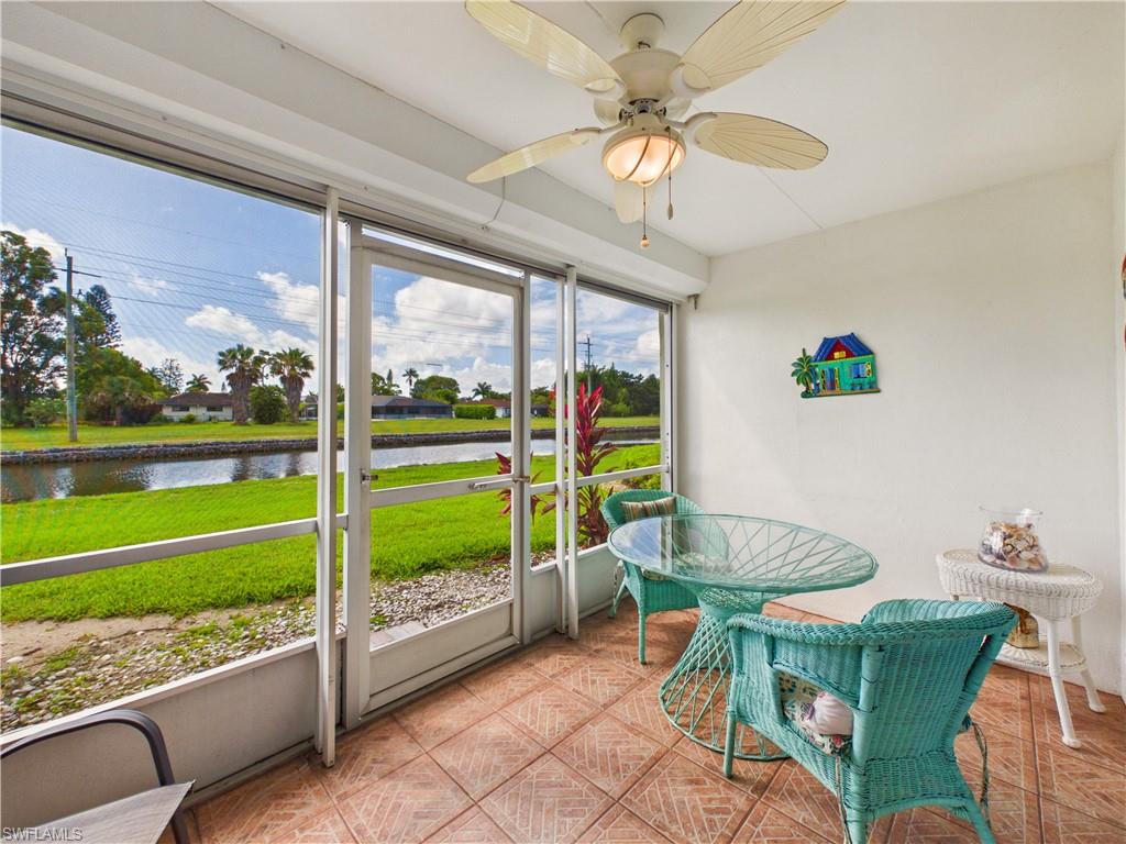 300 Valley Stream DR 3D photo 19