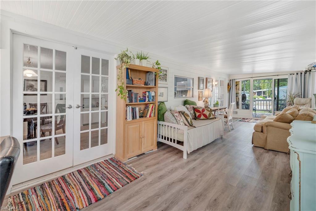 26049 Princess LN photo 17