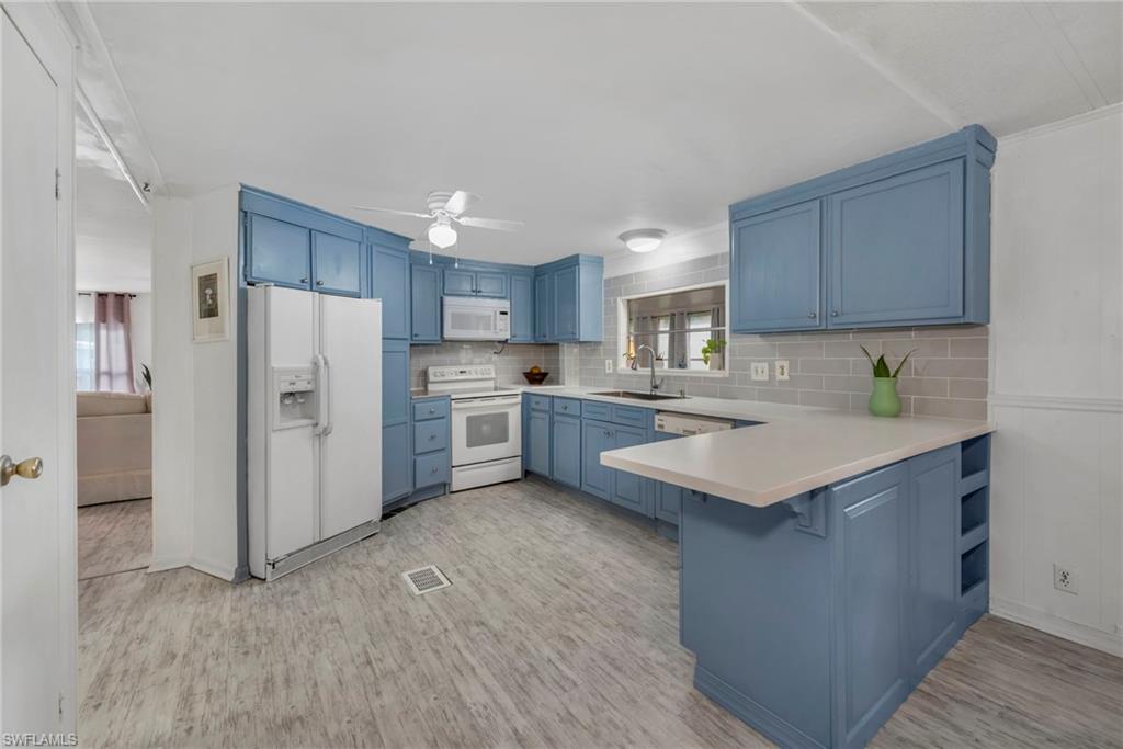 26049 Princess LN photo 8