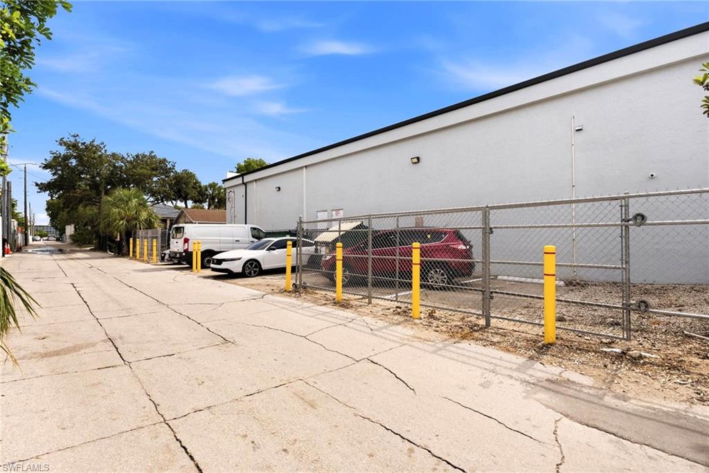 12445 Collier BLVD photo 24
