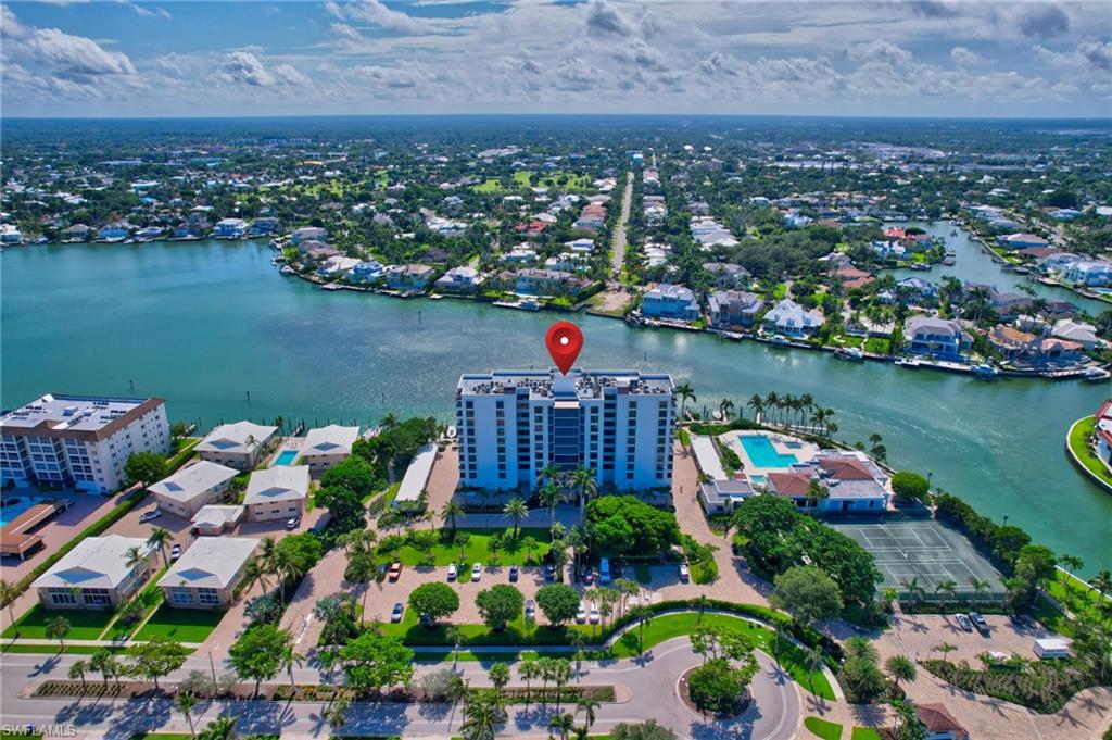 Admiralty Point, an enclave at the tip of Gulf Shore Blvd.