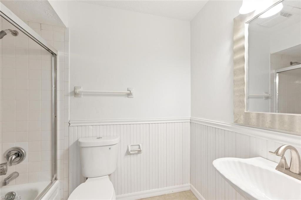 2nd bathroom