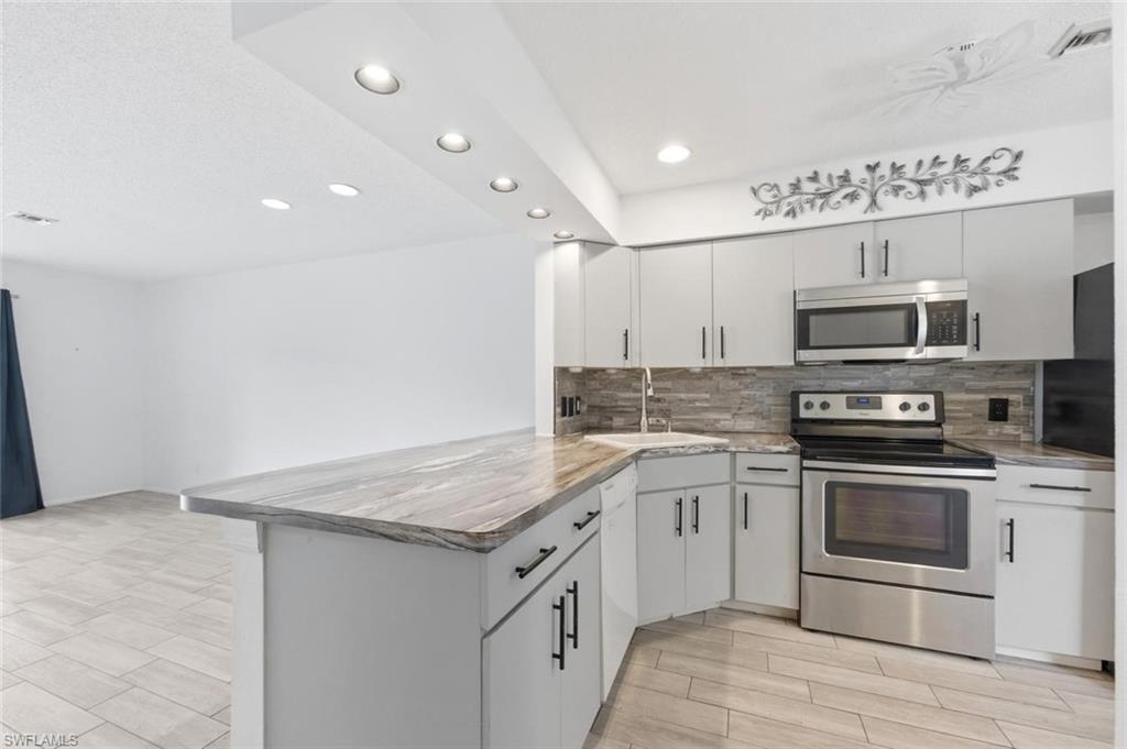25500 Cockleshell DR 503 photo 10