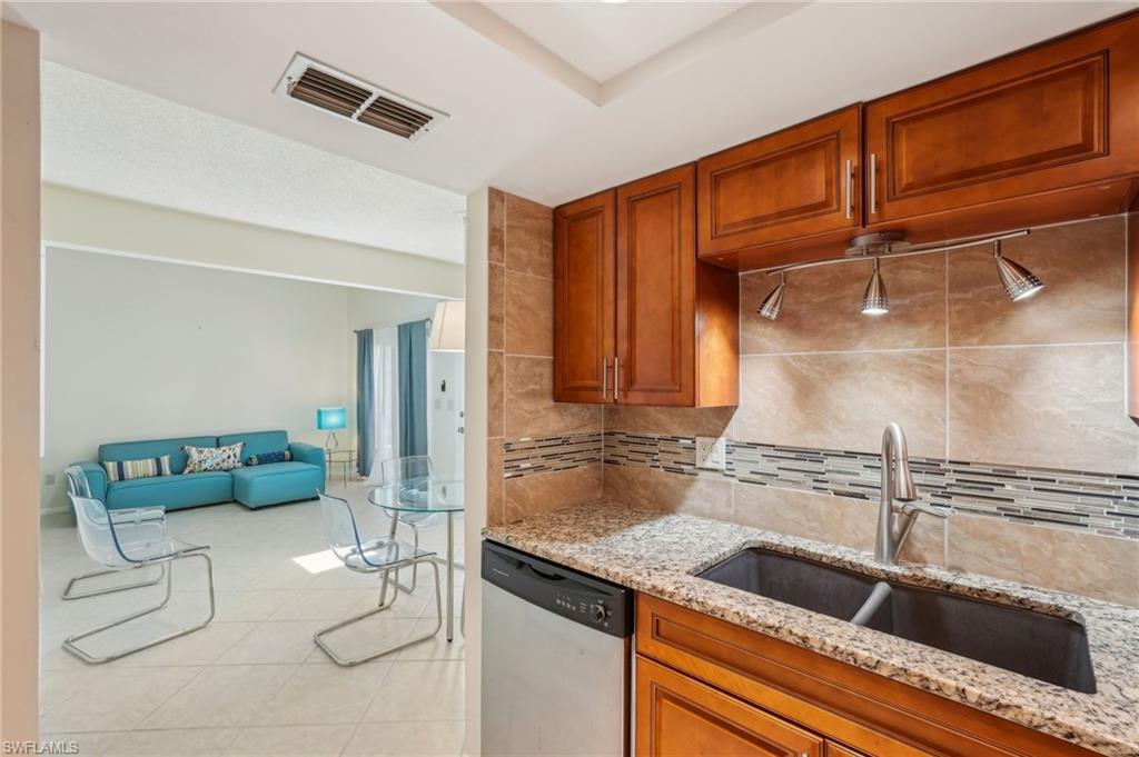 13345 Broadhurst LOOP photo 12