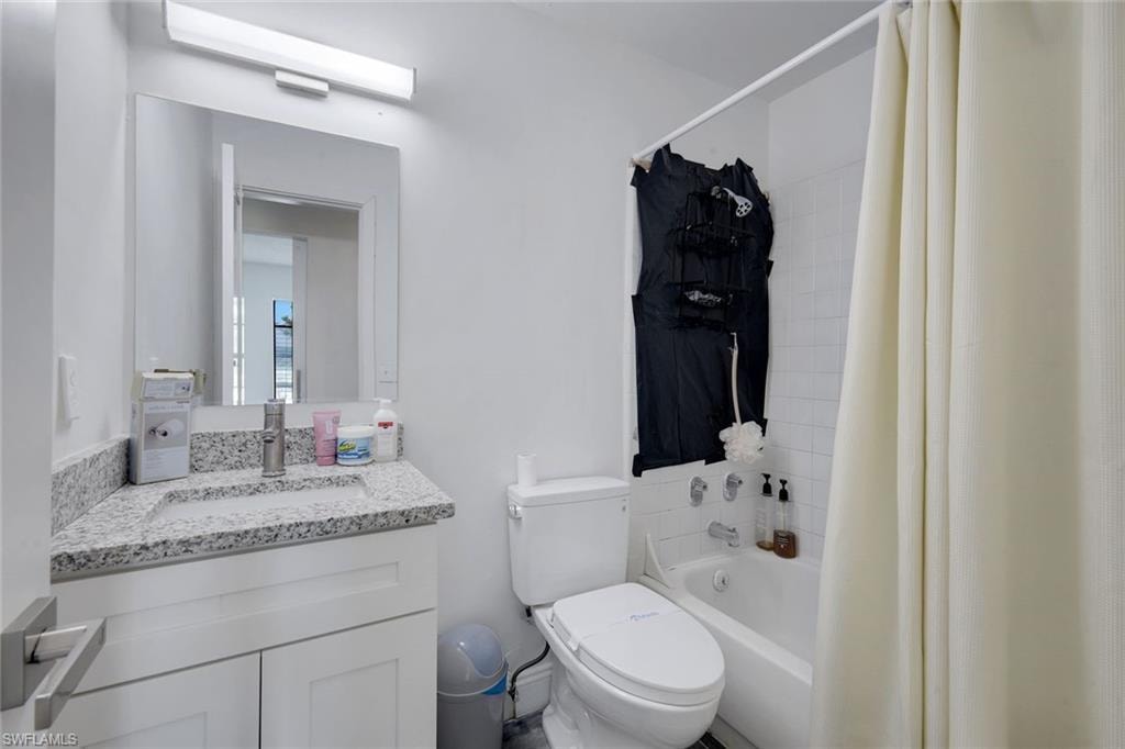 1307 SW 43rd LN photo 16