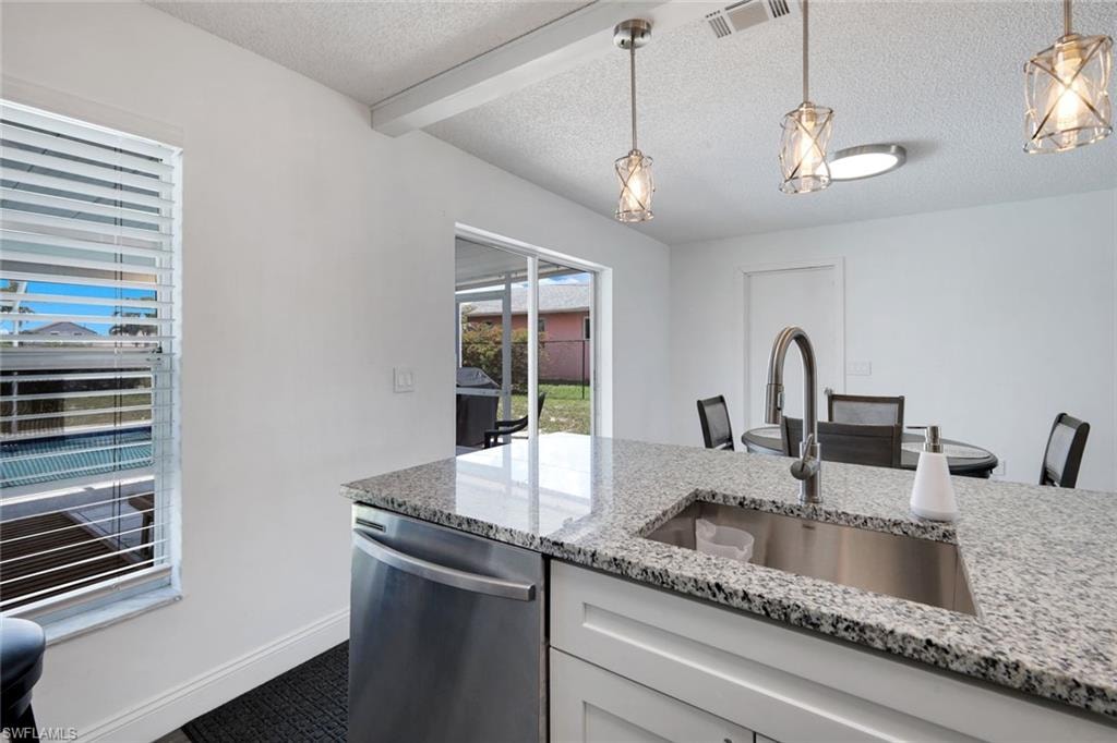 1307 SW 43rd LN photo 8
