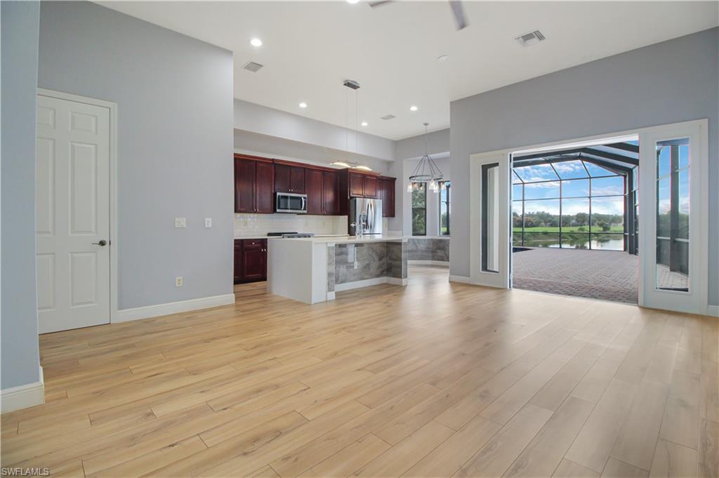 1696 Sarazen PL photo 16