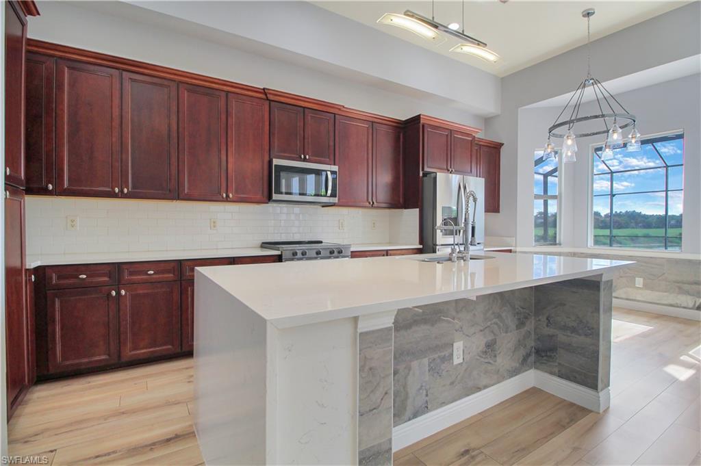 1696 Sarazen PL photo 10
