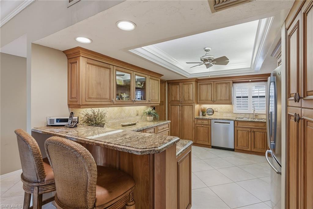 174 Collier BLVD PH-D photo 6