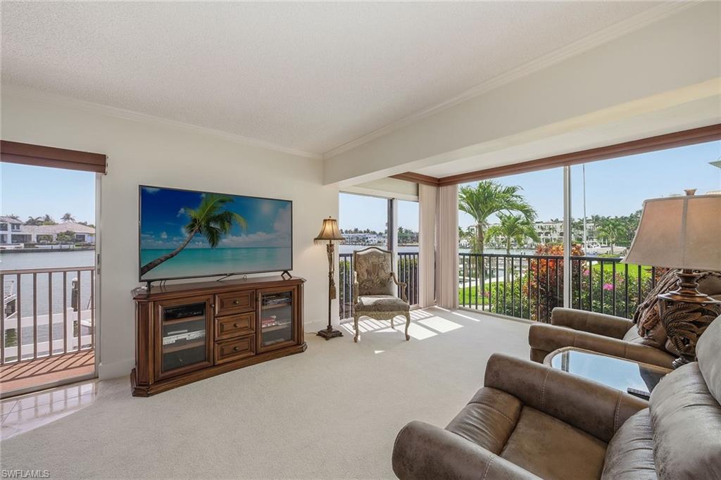 3000 Gulf Shore BLVD N 101 photo 6