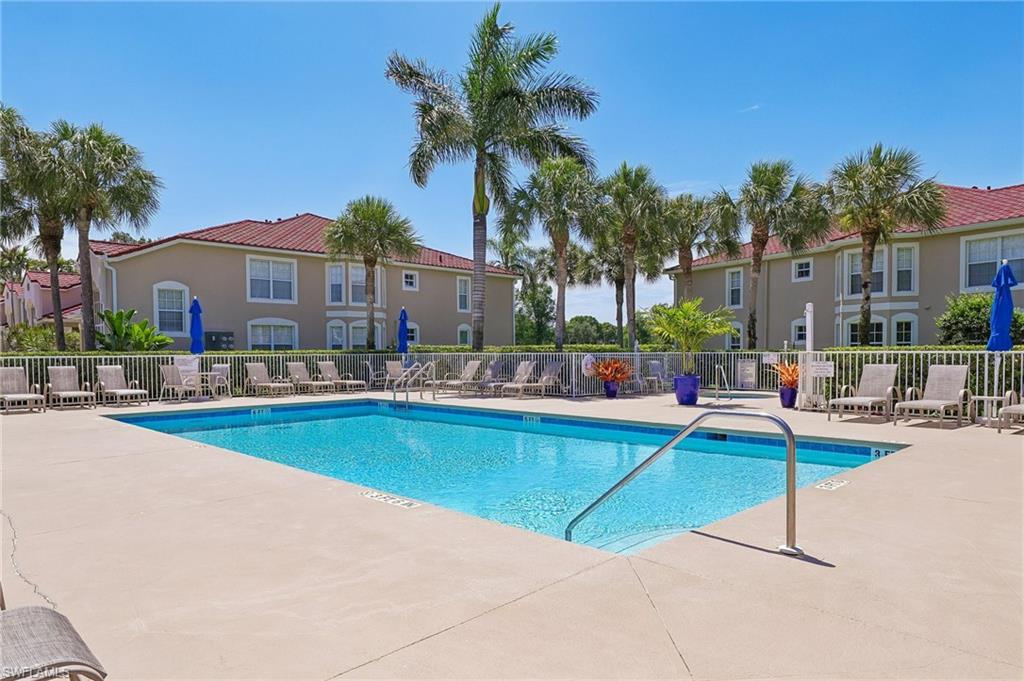 2810 Cypress Trace CIR 2112 photo 42
