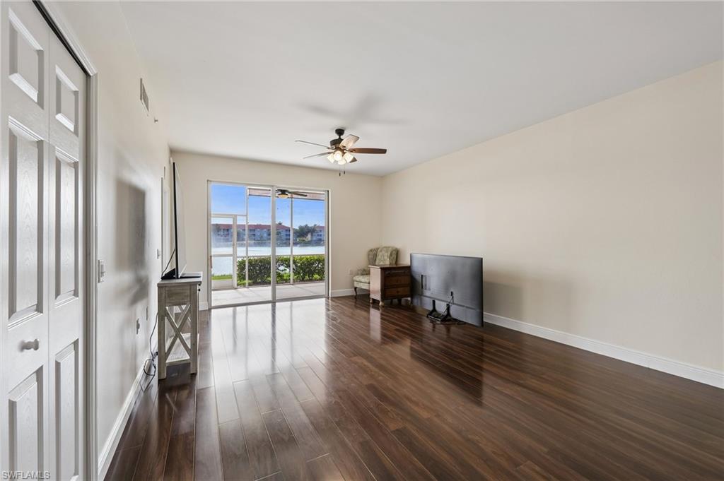 2810 Cypress Trace CIR 2112 photo 19