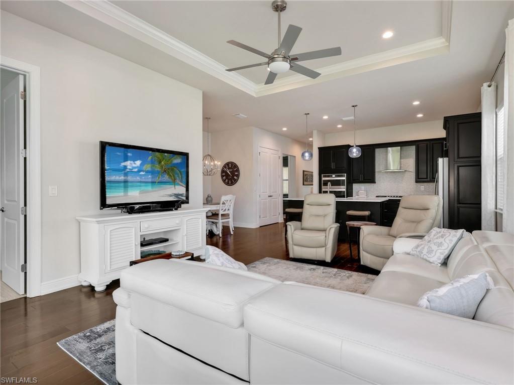 9225 Cayman DR photo 12